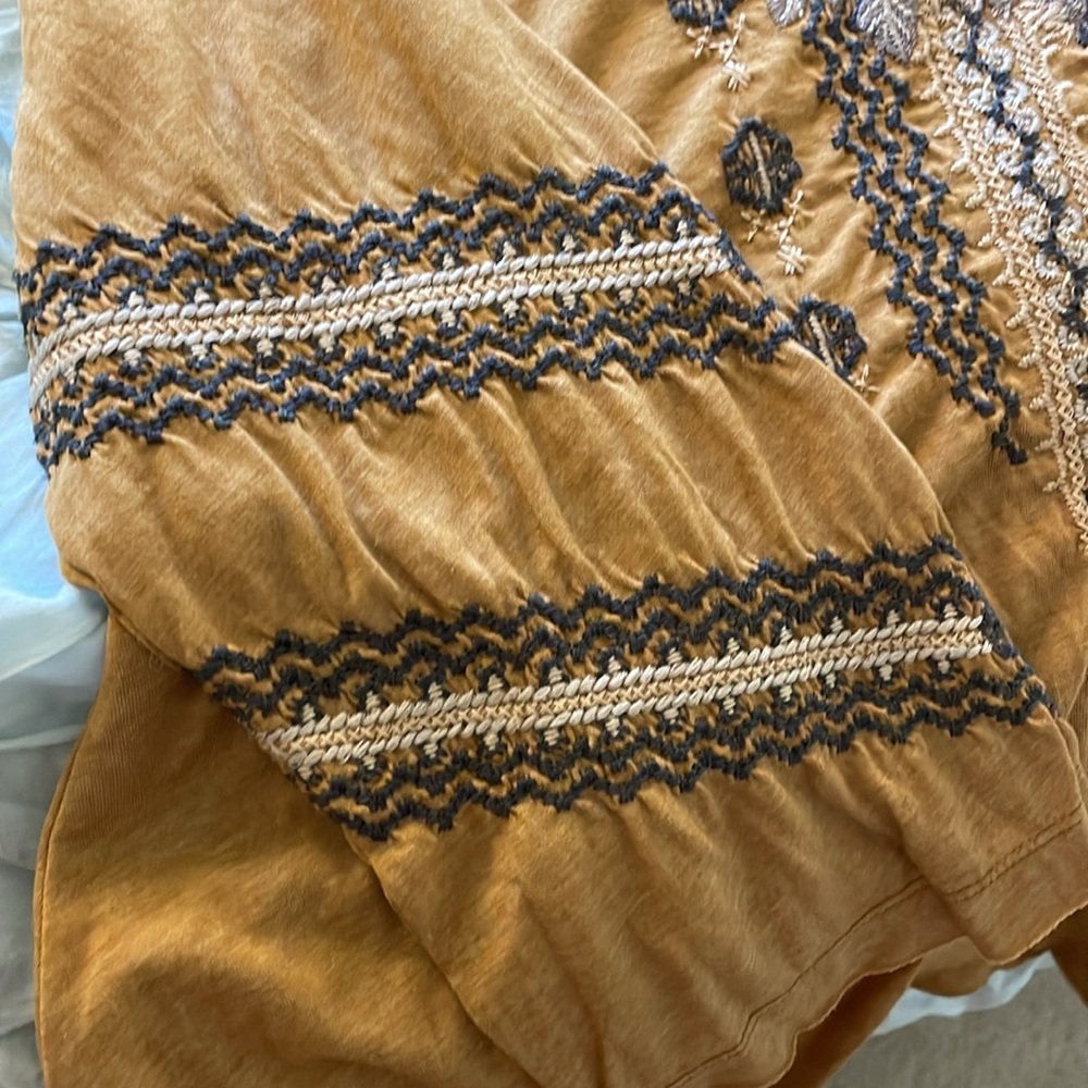 Johnny Was Yellow Embroidered 3/4 Sleeve Tunic - Picture 5 of 9